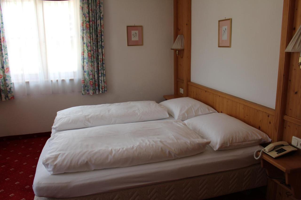 וואגריין Hotel Grafenwirt מראה חיצוני תמונה