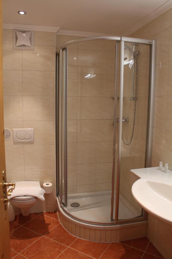 וואגריין Hotel Grafenwirt מראה חיצוני תמונה